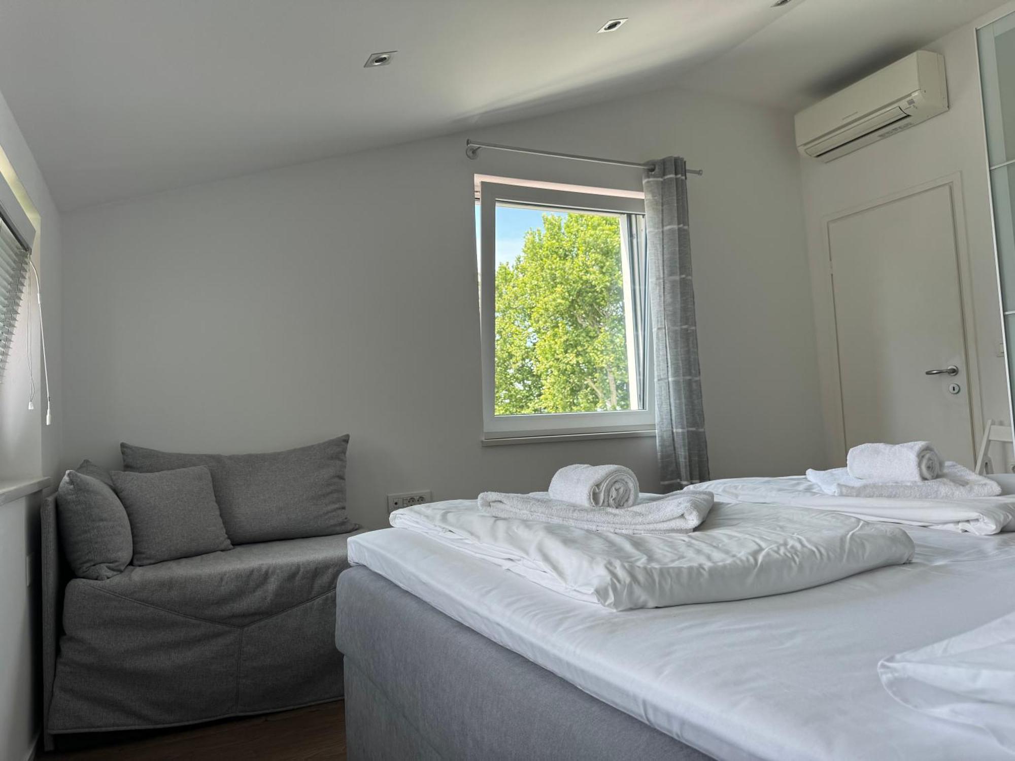 Apartments & Rooms Artemus Belveder Koper Rom bilde
